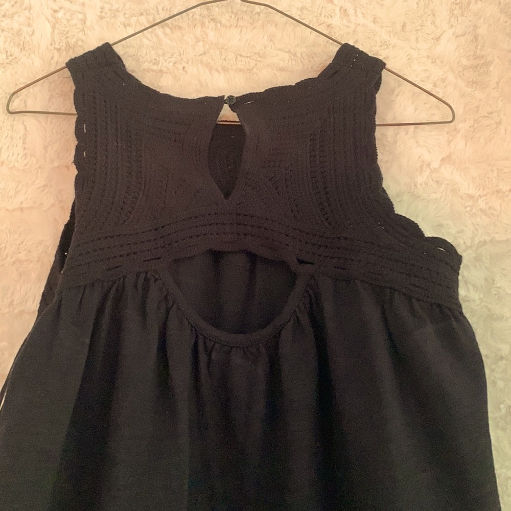 New with Tags Black Sleeveless Crochet/Cotton Tank Top by Design 365